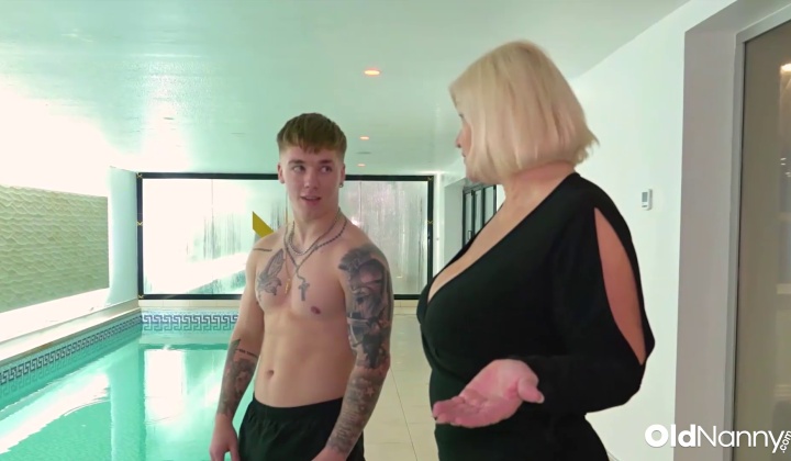 Mature in Lingerie Blows Tattooed Guy by the Pool
